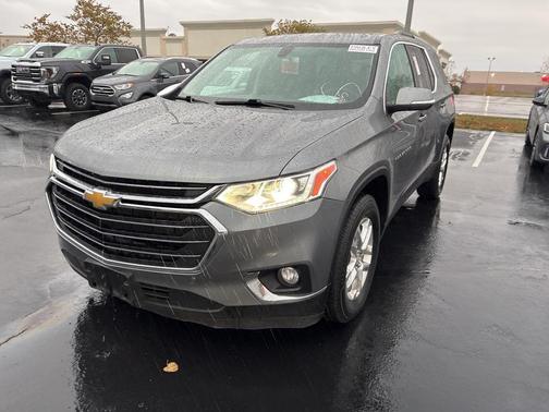 2021 Chevrolet Traverse LT Cloth