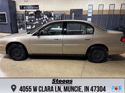 2005 Chevrolet Classic Base