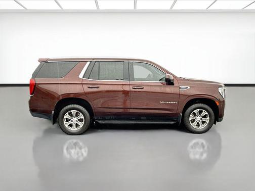 Red 2022 GMC Yukon SLE