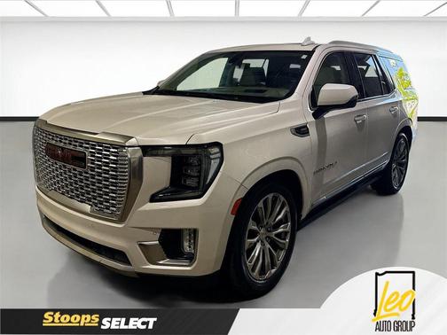 White Frost Tricoat 2021 GMC Yukon Denali