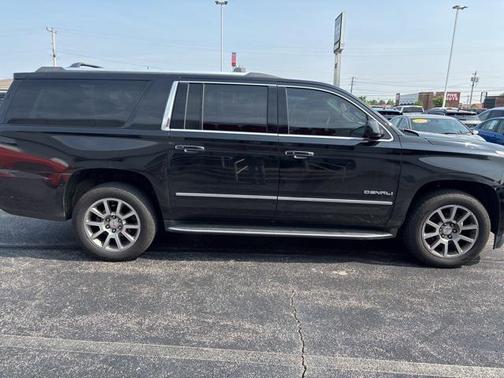 2017 GMC Yukon XL Denali