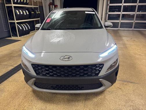 2022 Hyundai KONA SE