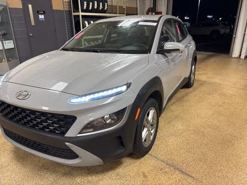 2022 Hyundai KONA SE
