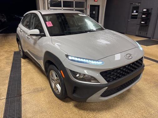 2022 Hyundai KONA SE