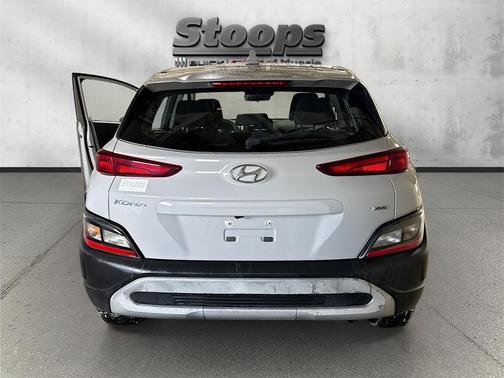 2022 Hyundai KONA SE