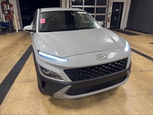 2022 Hyundai KONA SE