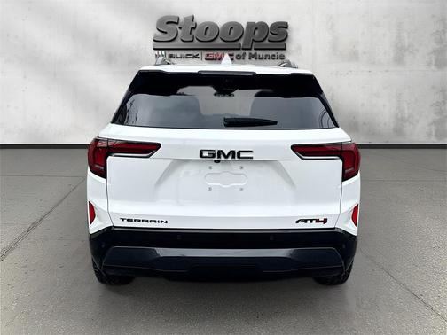 2026 GMC Terrain AWD AT4