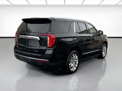 Onyx Black 2024 GMC Yukon SLT