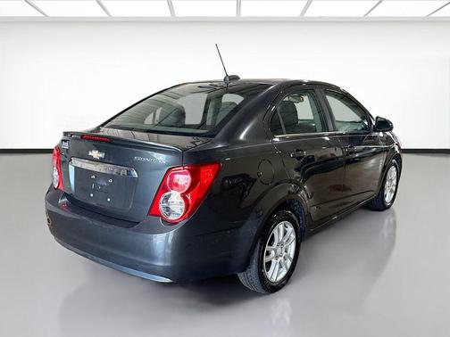 Nightfall Gray Metallic 2016 Chevrolet Sonic LT