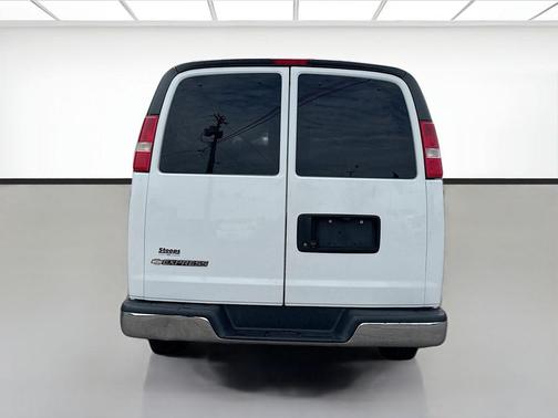 Summit White 2019 Chevrolet Express 3500 LT