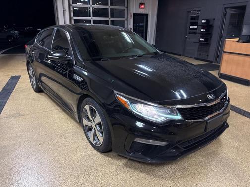 2019 Kia Optima S