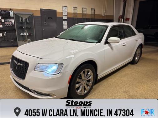 2017 Chrysler 300 Limited