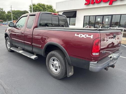 1999 Ford F-150 XLT