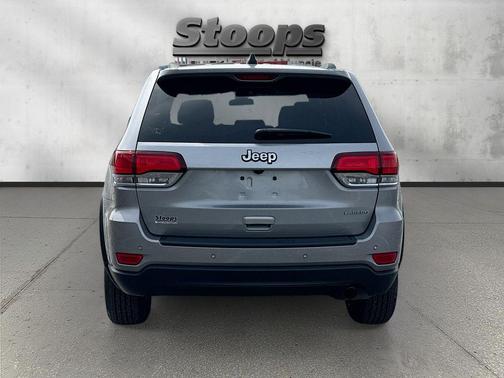 2020 Jeep Grand Cherokee Laredo