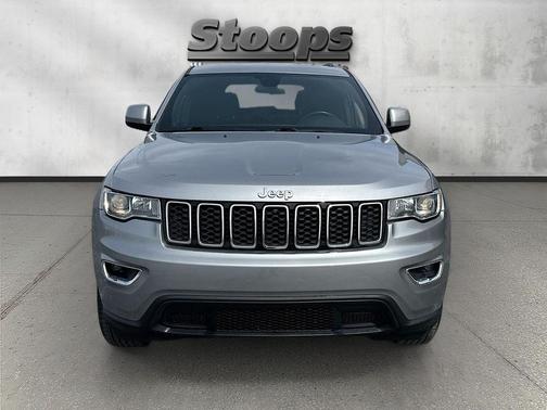2020 Jeep Grand Cherokee Laredo