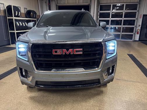 2023 GMC Yukon SLE