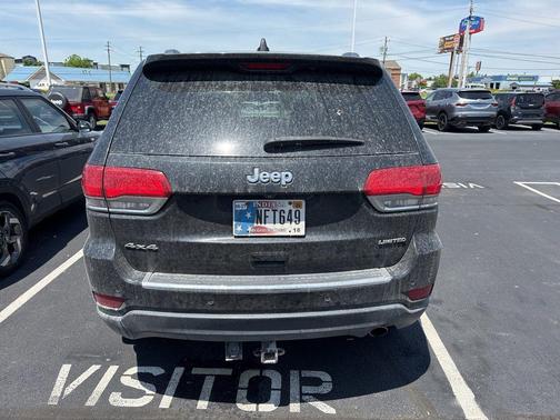 Brilliant Black Crystal Pearlcoat 2015 Jeep Grand Cherokee Limited