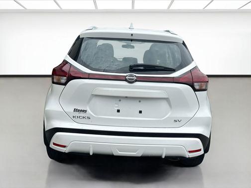 Fresh Powder 2023 Nissan Kicks SV