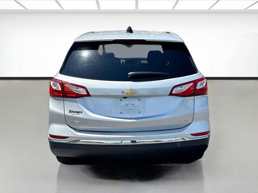 Silver Ice Metallic 2019 Chevrolet Equinox 1LT