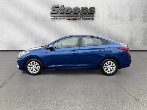 2022 Hyundai Accent SE