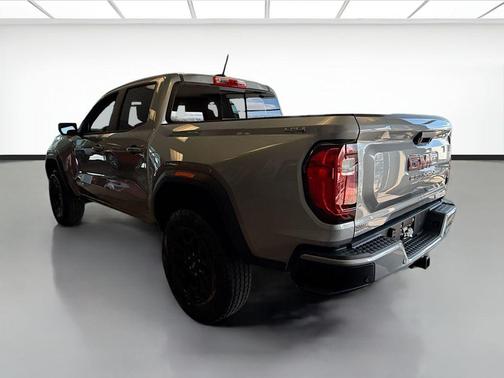 Sterling Metallic 2026 GMC Canyon Elevation