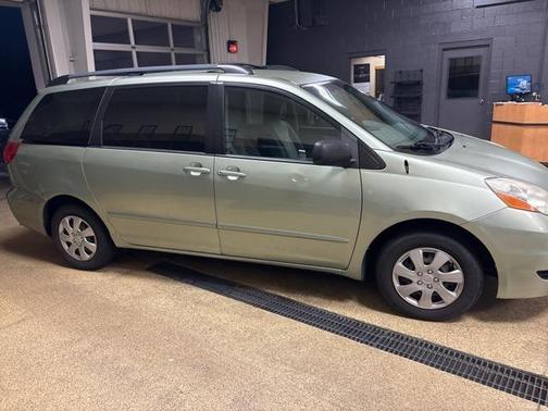 2010 Toyota Sienna