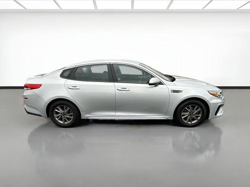 Sparkling Silver 2020 Kia Optima LX