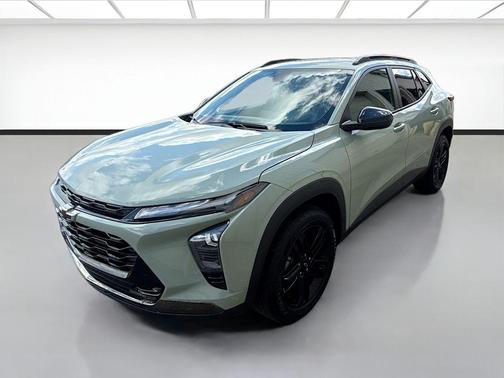 Cacti Green 2025 Chevrolet Trax FWD ACTIV