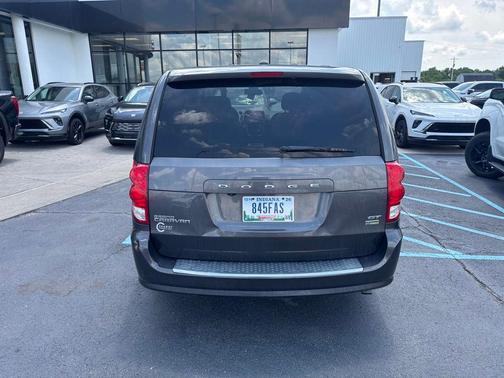 Granite Pearlcoat 2019 Dodge Grand Caravan GT
