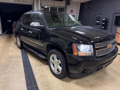 2013 Chevrolet Avalanche LTZ