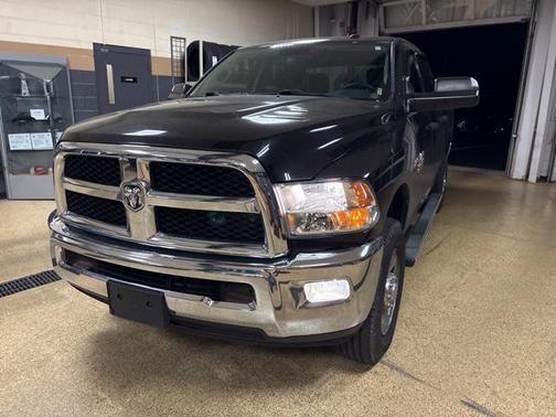 2018 RAM 2500 Tradesman Crew Cab 4x4 6'4' Box