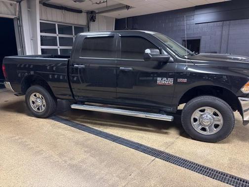 2018 RAM 2500 Tradesman Crew Cab 4x4 6'4' Box