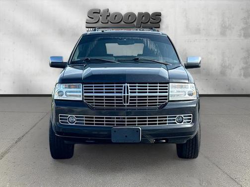 2014 Lincoln Navigator Base