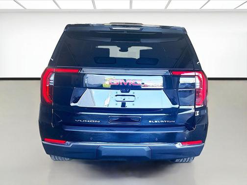 Onyx Black 2026 GMC Yukon XL Elevation