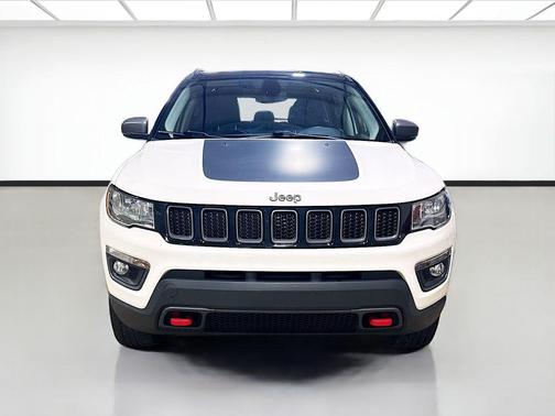 White Clearcoat 2019 Jeep Compass Trailhawk