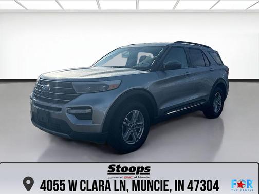 Silver Metallic 2024 Ford Explorer XLT