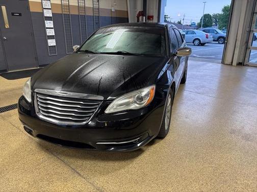 2013 Chrysler 200 Limited