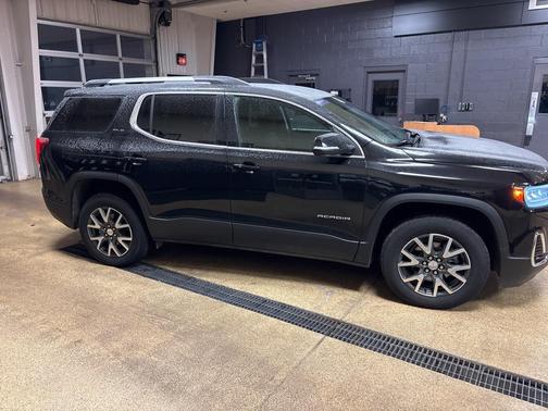 2023 GMC Acadia FWD SLE