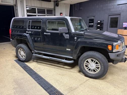 2006 Hummer H3 Base