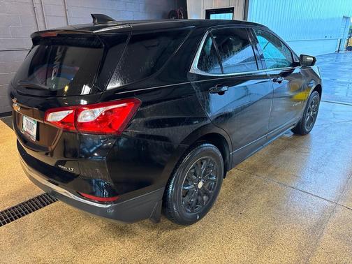 Mosaic Black Metallic 2020 Chevrolet Equinox 1LT