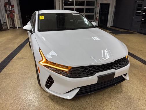 2022 Kia K5 LXS