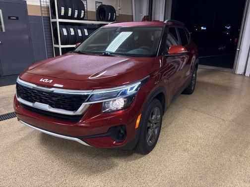 2023 Kia Seltos S