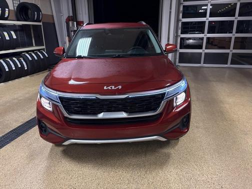 2023 Kia Seltos S