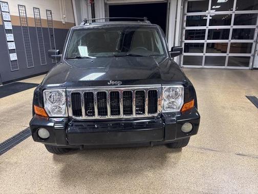 2008 Jeep Commander Sport