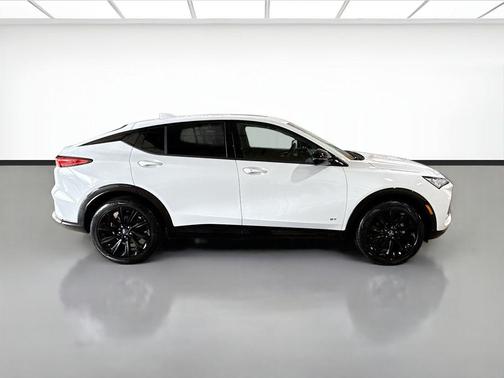 Summit White 2026 Buick Envista Sport Touring