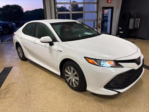 2020 Toyota Camry LE