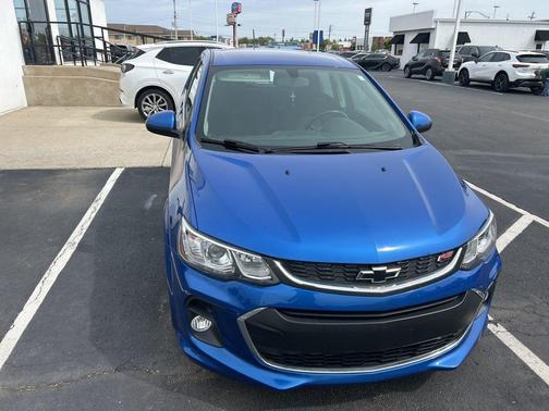 Kinetic Blue Metallic 2020 Chevrolet Sonic FWD Hatchback LT 5-Door