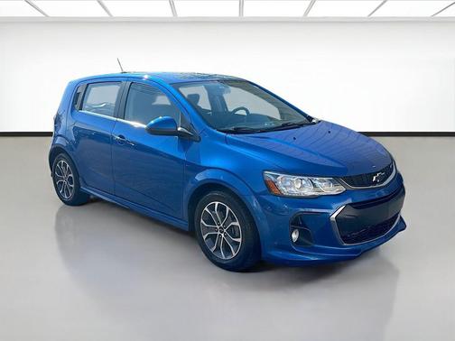 Kinetic Blue Metallic 2020 Chevrolet Sonic FWD Hatchback LT 5-Door