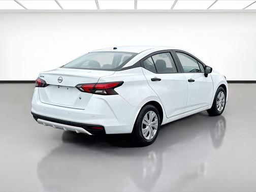 Fresh Powder 2023 Nissan Versa 1.6 S