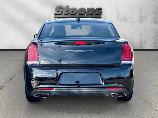 2023 Chrysler 300 Touring